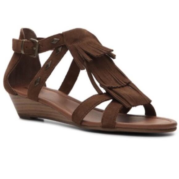 Minnetonka Brown Suede Fringed ''Merriam'' Sandals Women's Size 9 - Picture 1 of 13